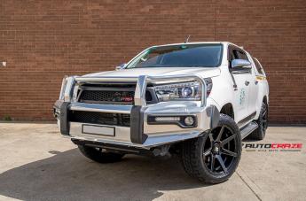 TOYOTA HILUX N80 4WD AVALANCHE GLOSS BLACK MILLED ACCENTS